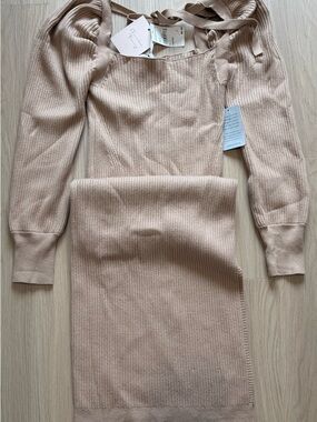 Charles Henry Beige Knit Long Sleeve Bodycon Dress